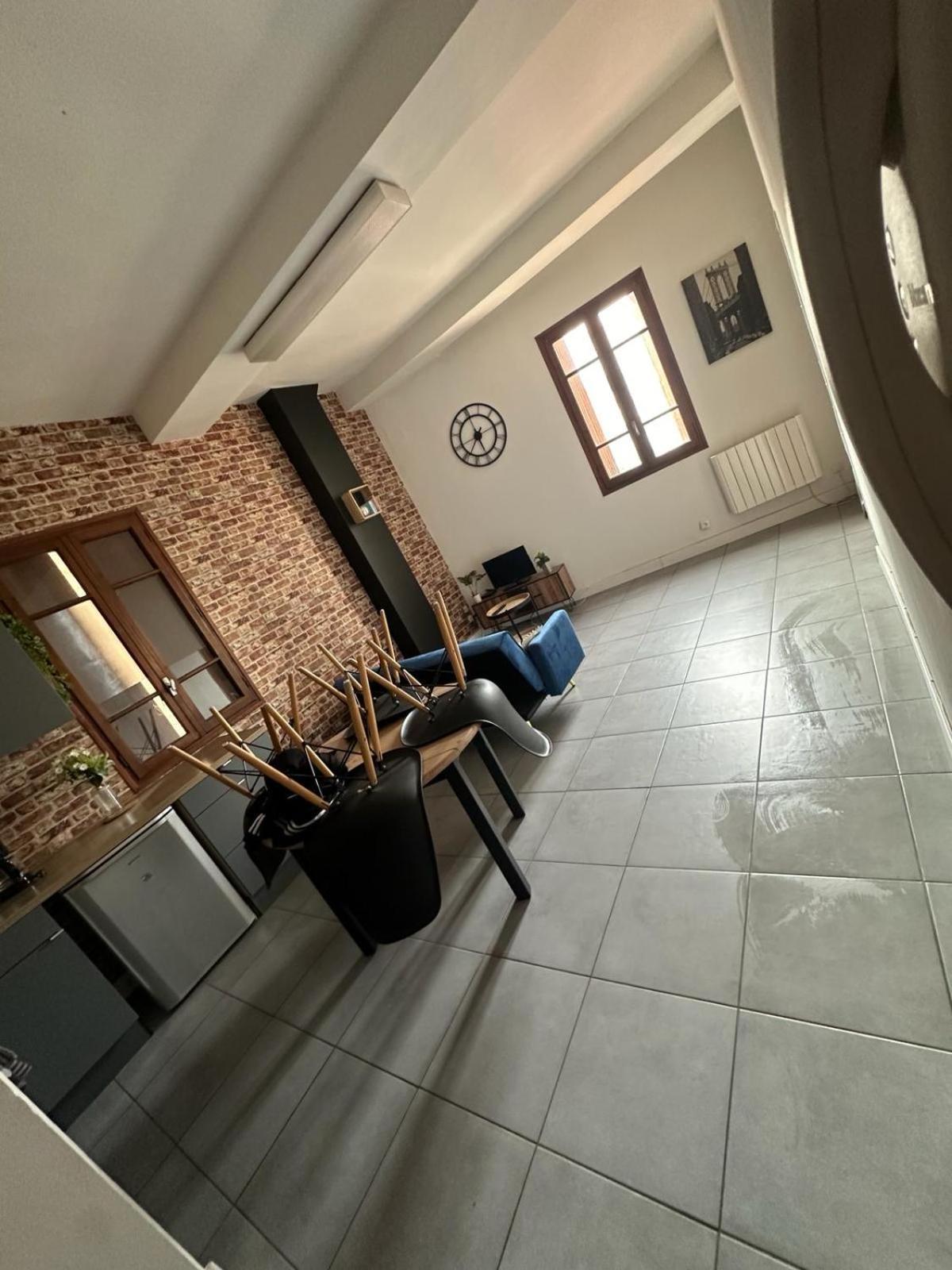 Appartement Refait A Neuf + Parking Gratuit Perpignan Exterior photo