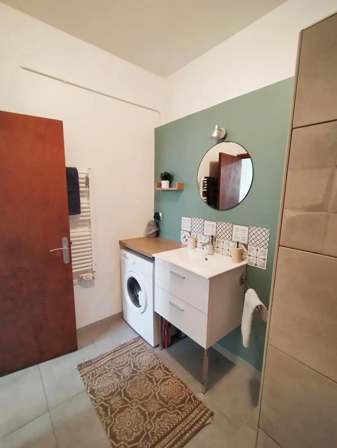 Appartement Refait A Neuf + Parking Gratuit Perpignan Exterior photo